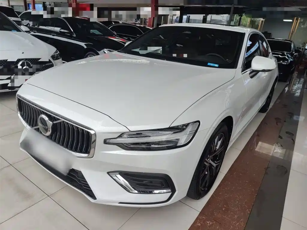Volvo S60 2024 B4 Elegance Luxury Edition