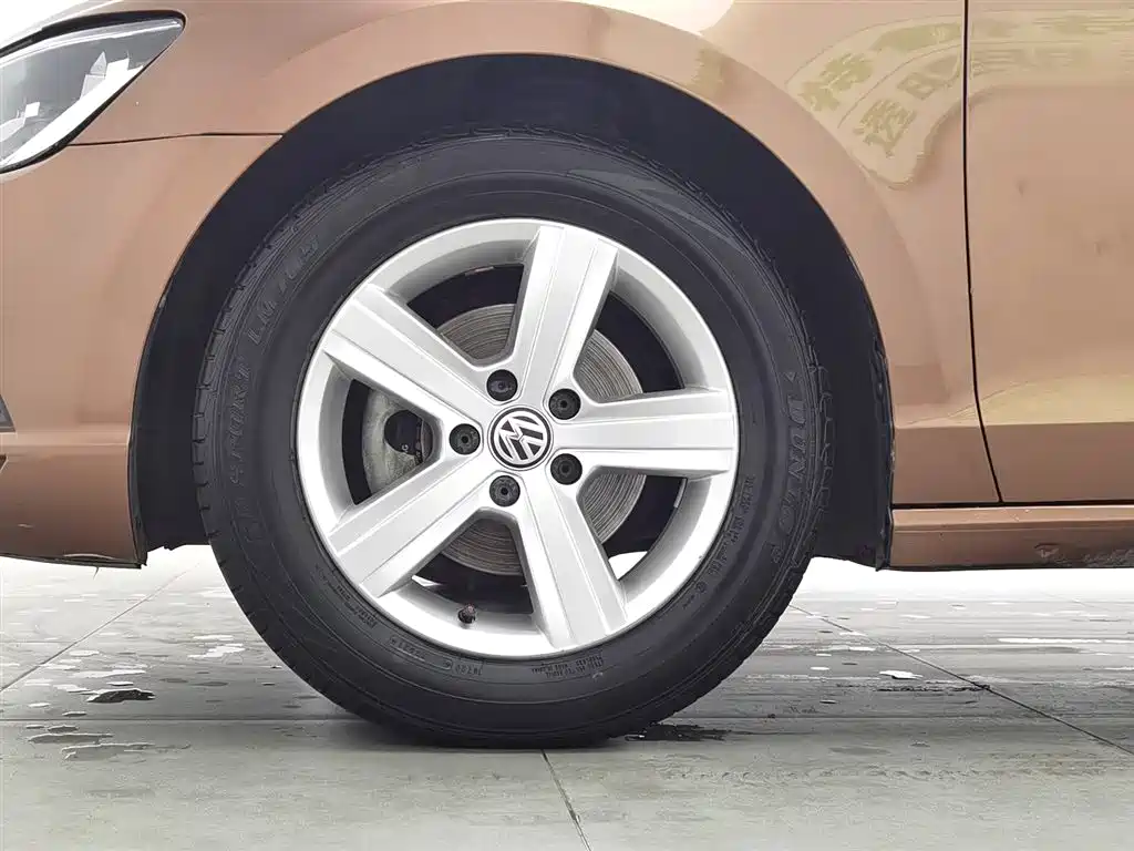 Volkswagen Lamando 2018 230TSI DSG Trend Edition фото 17
