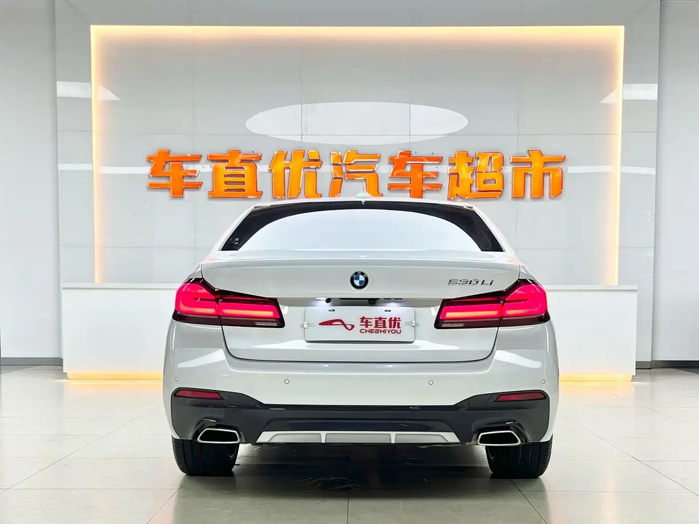 BMW 5 Series 2021 530Li Leading M Sport Package фото 6