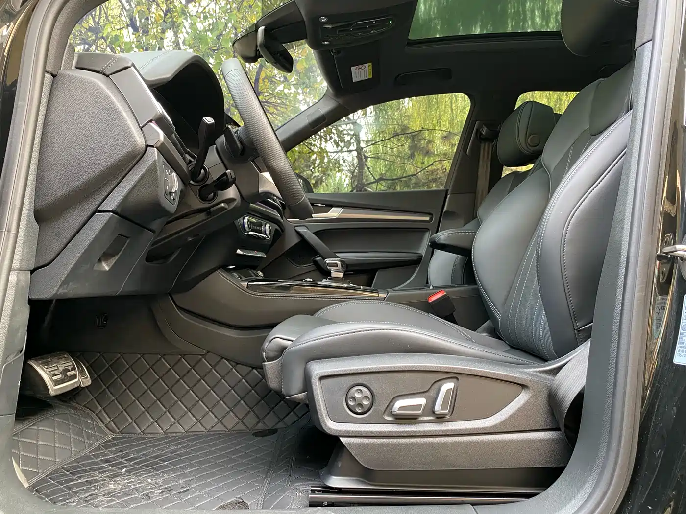 Audi Q5L 2024 Model 45 TFSI Luxury Dynamic фото 13