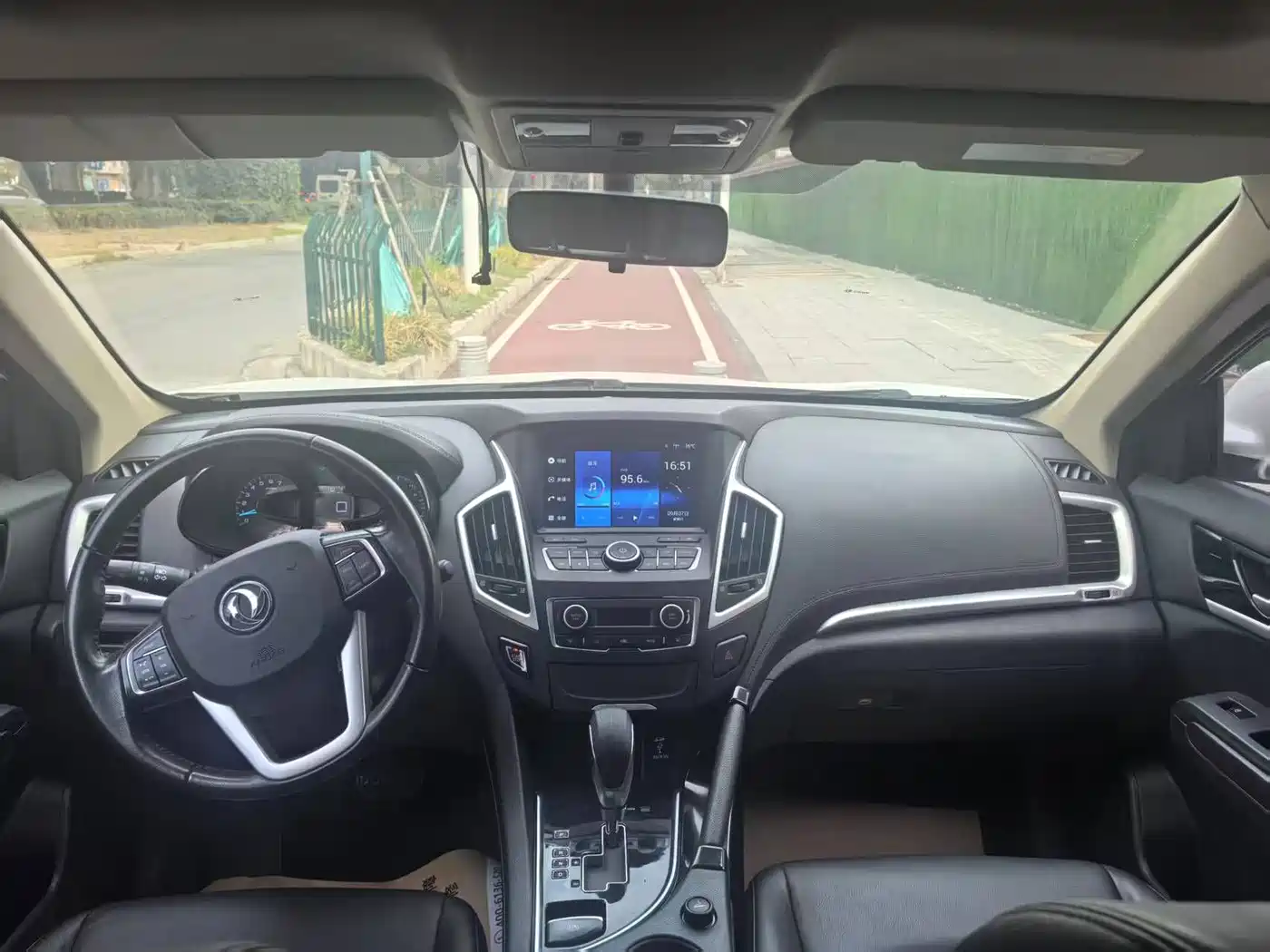 Dongfeng Aeolus Dongfeng Fengshen AX7 2016 2016 2.0L Automatic Smart Joy