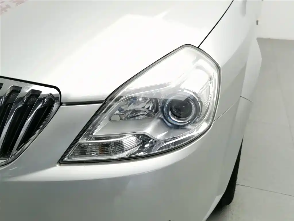 Buick Excelle 2015 1.5L Manual Premium фото 7