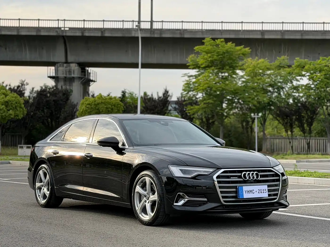 Audi A6L 2023 45 TFSI quattro Premium Elegance фото 3