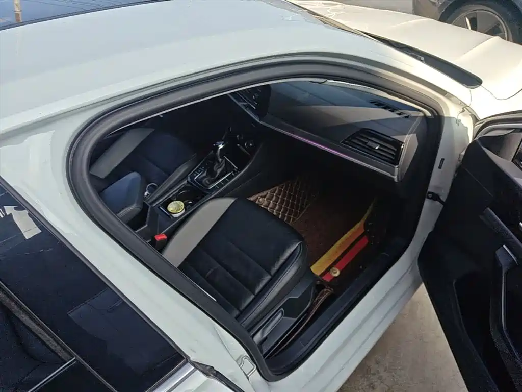 Volkswagen Sagitar 2019 200TSI DSG Comfort Edition China VI фото 11