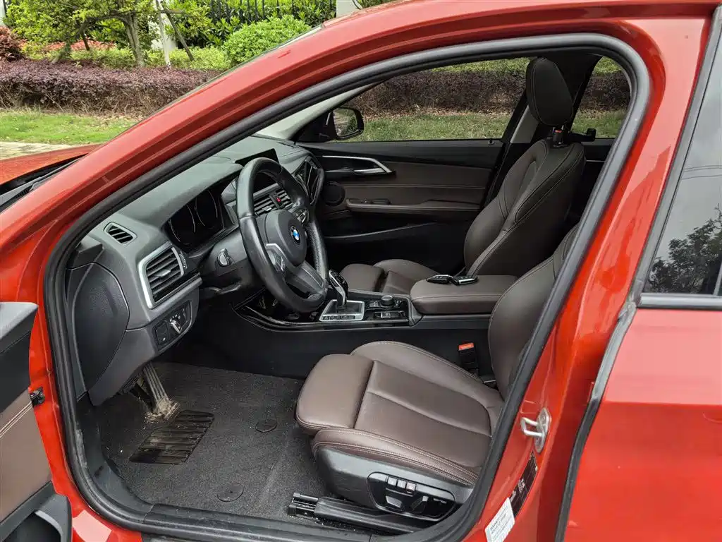 BMW 1 Series 2020 Model 120i M Sport Package фото 11