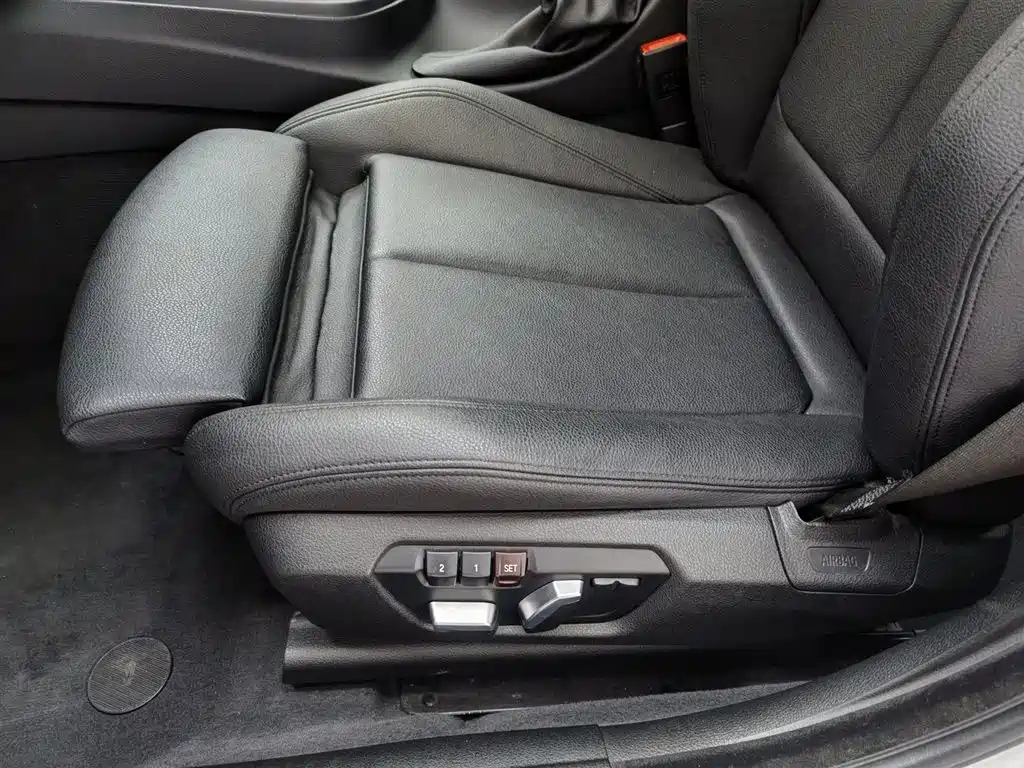 BMW 3 Series GT 2020 320i M Sport Package фото 20