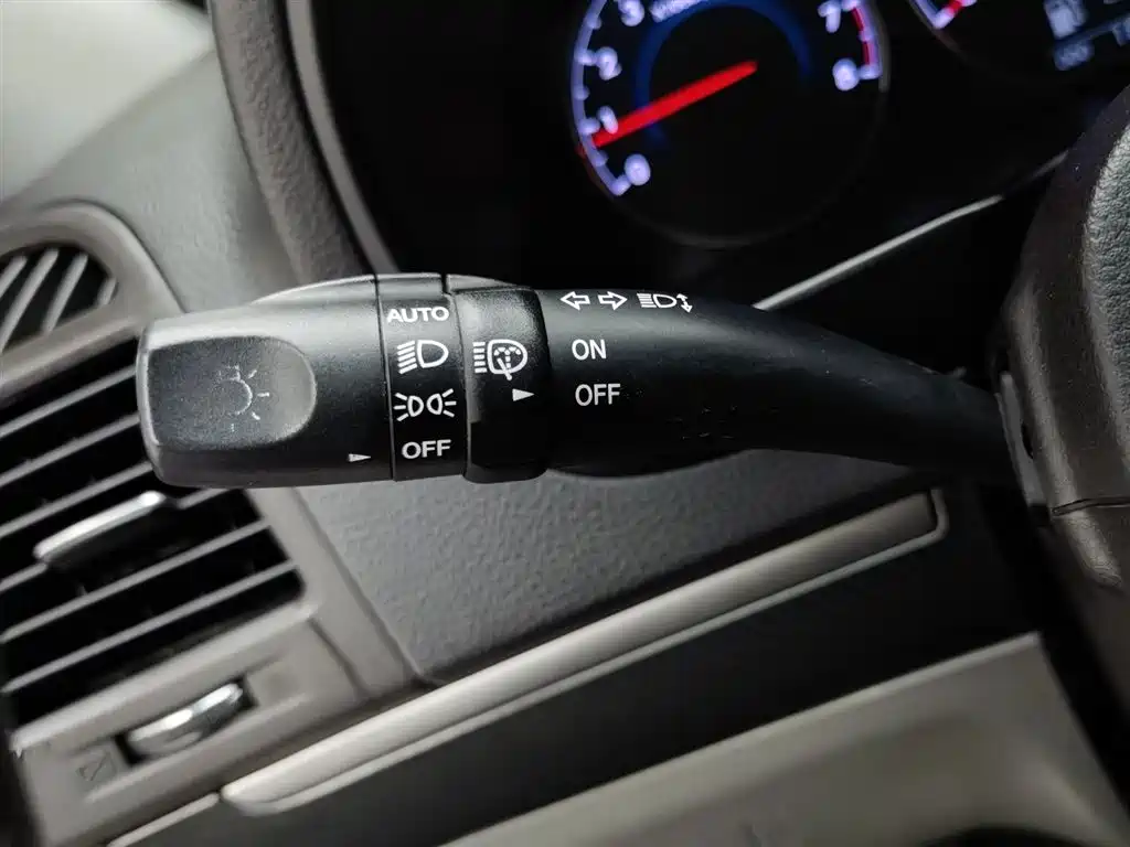 Hyundai Santa Fe Classic 2012 2.4 Ultimate Edition 7-Seater AWD фото 21