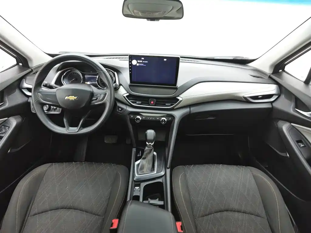 Chevrolet Volando 2018 530T Auto Sport Edition (5+2 seater) China V фото 5