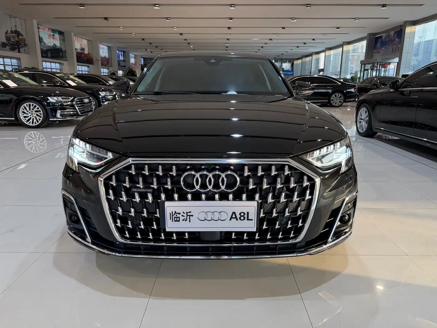 Audi A8 2023 A8L 50 TFSI quattro Premium фото 2