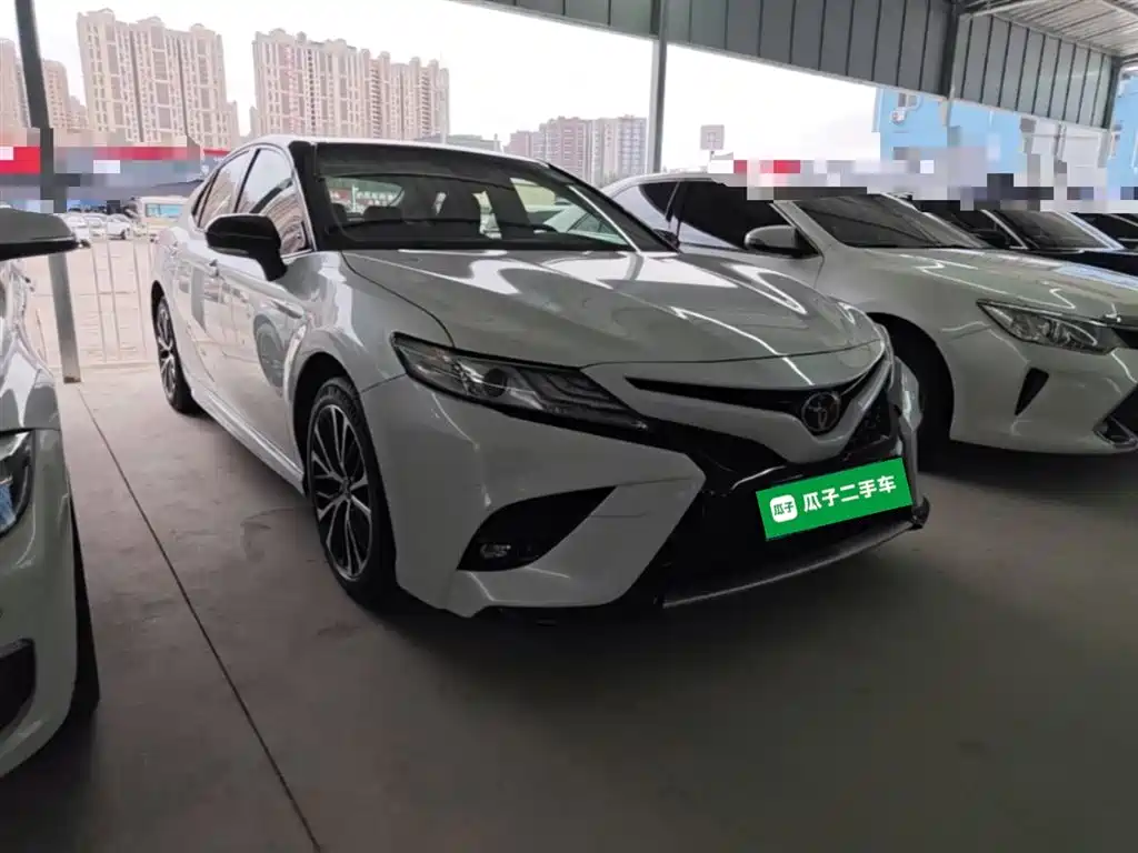 Toyota Camry 2018 2.0S Sport Edition фото 4