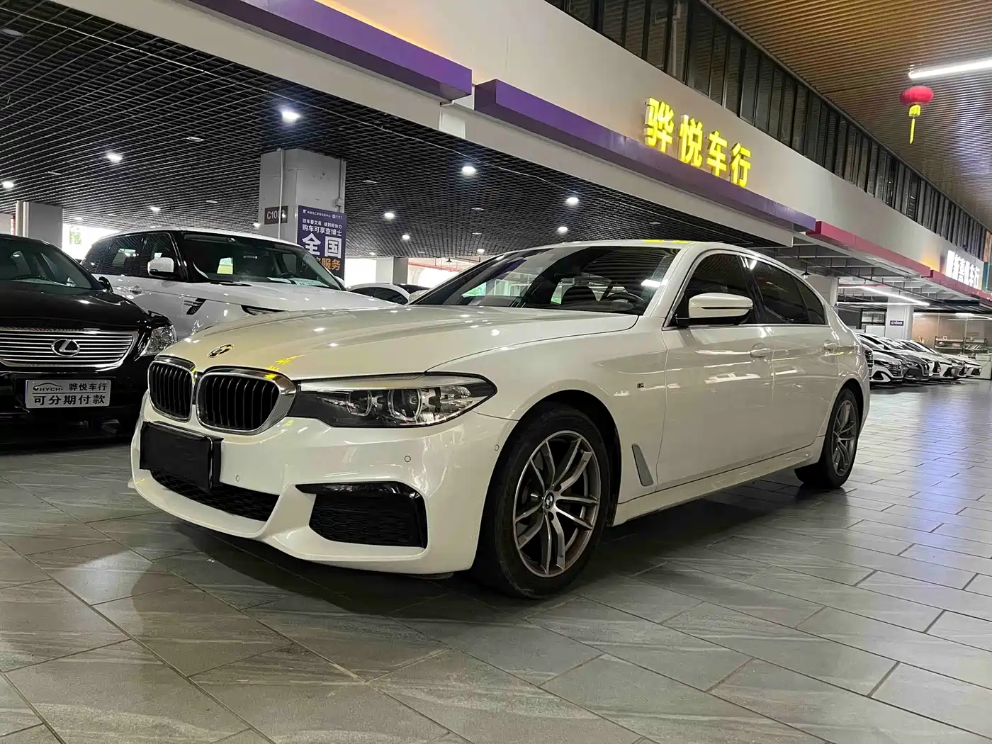 BMW 5 Series 2020 525Li M Sport Package