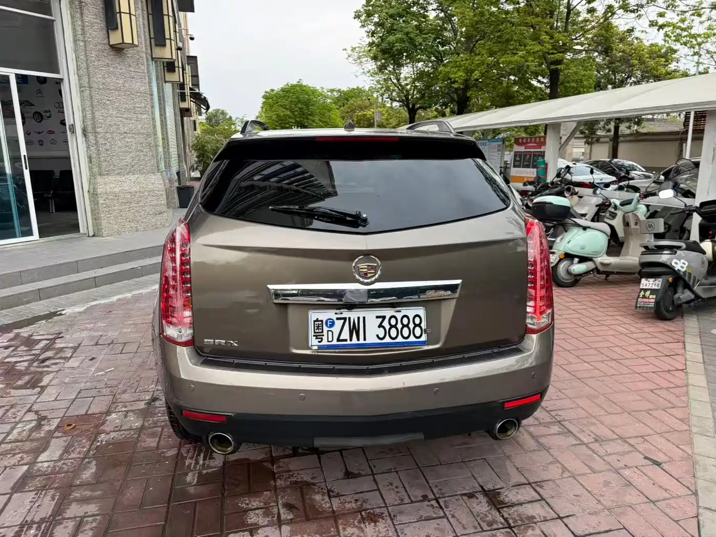 Cadillac SRX 2015 3.0L Comfort фото 9