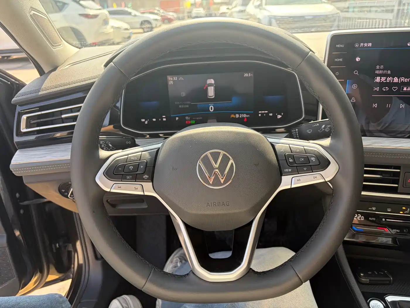VOLKSWAGEN SAGITAR