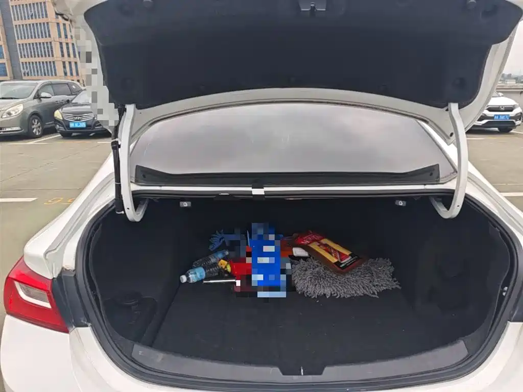 Chevrolet Malibu XL 2016 1.5T Dual-Clutch Ruichi Edition фото 19