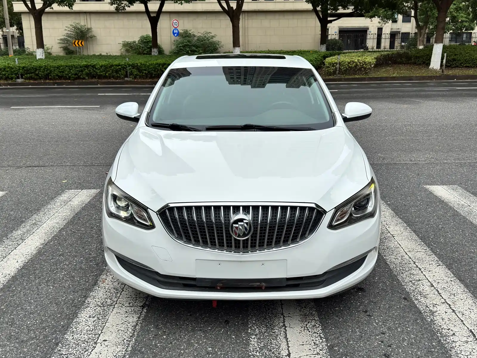 Фото 2 - Buick Excelle