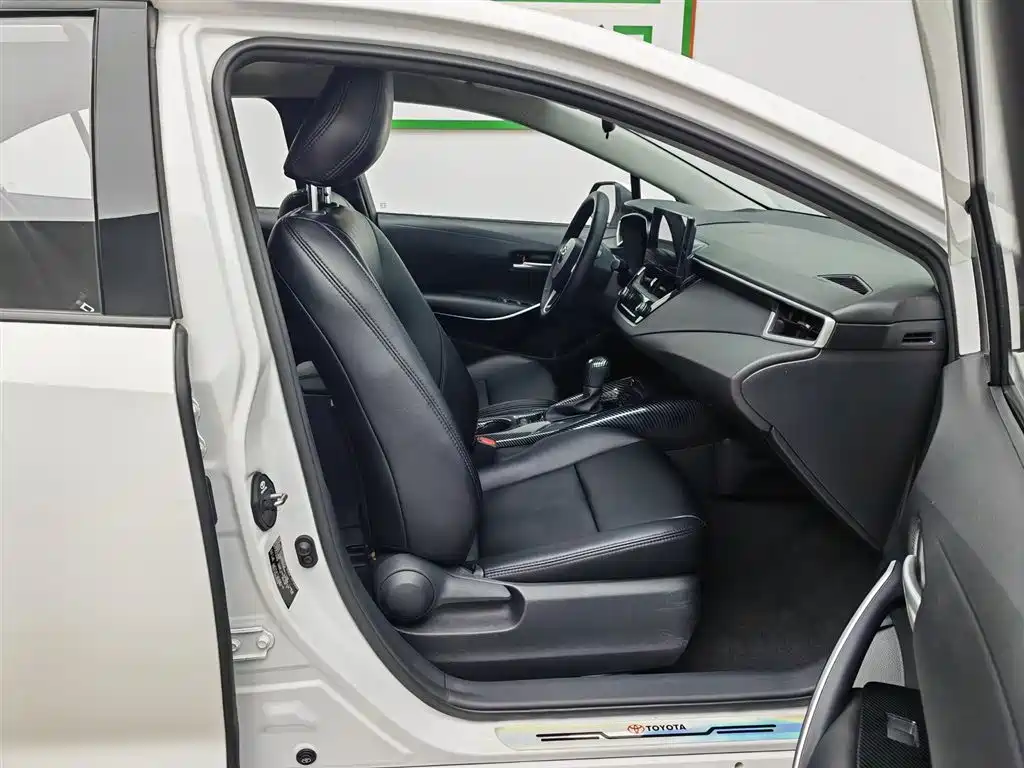 Toyota Corolla 2023 1.8L Smart Hybrid Dual Engine Pioneer Edition фото 23