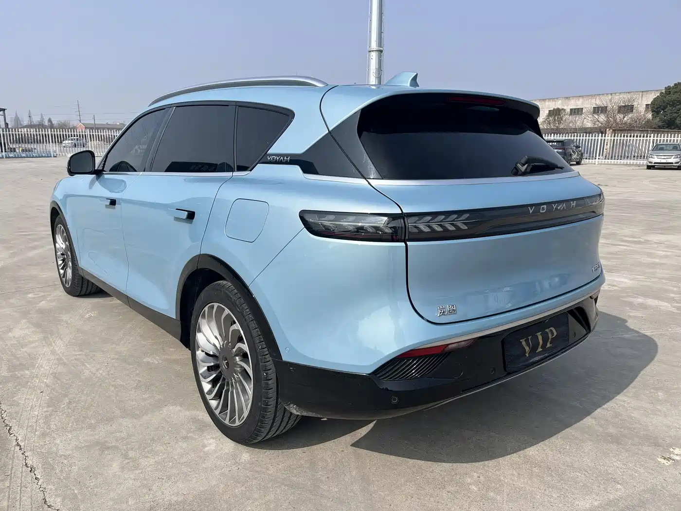 Voyah Auto VOYAH FREE 2021 AWD Standard Range Extender Exclusive Luxury Package фото 24