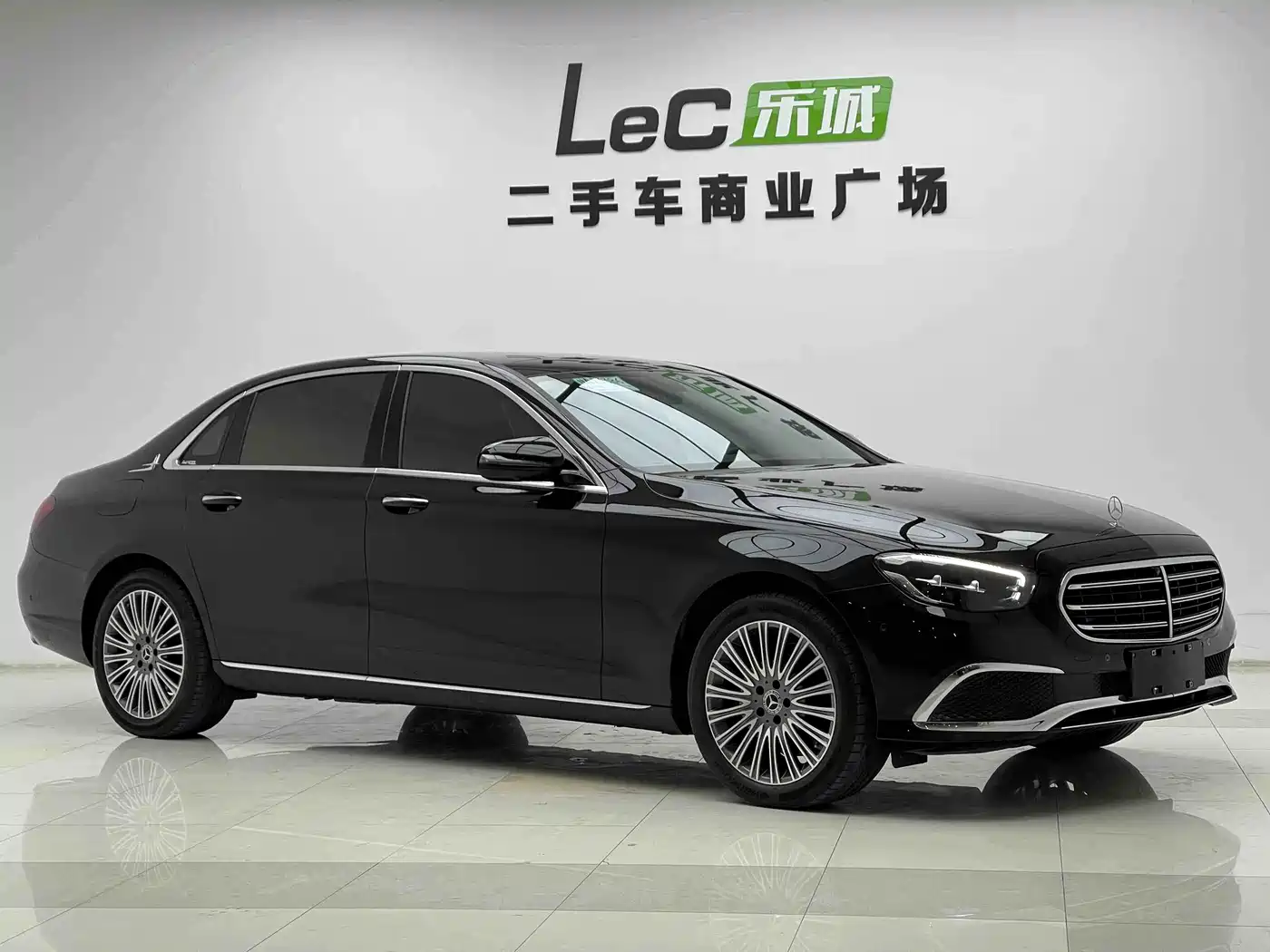 Mercedes-Benz E-Class 2023 E 300 L Luxury фото 2