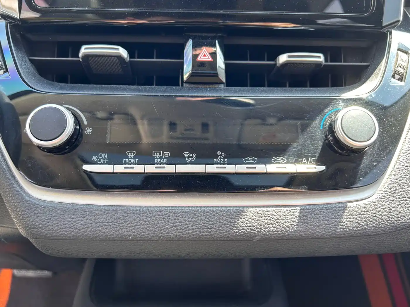 Toyota Corolla 2023 1.2T Elite Edition фото 10