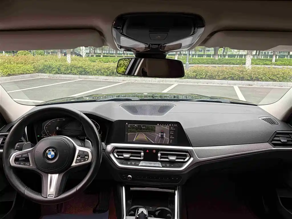 BMW 3 Series 2021 Facelift 325Li M Sport Shadow Edition фото 14
