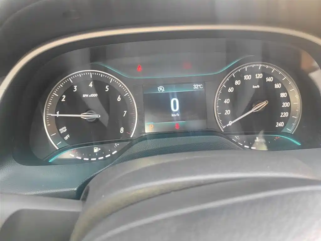 Buick Excelle 2015 15N Automatic Luxury фото 4