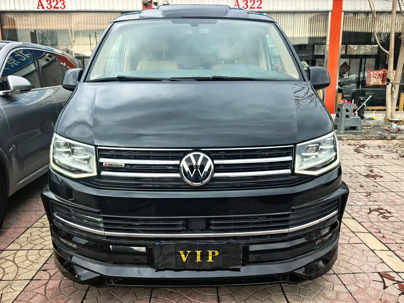 Volkswagen Caravelle 2019 2.0TSI 4WD Luxury 7-seater фото 2