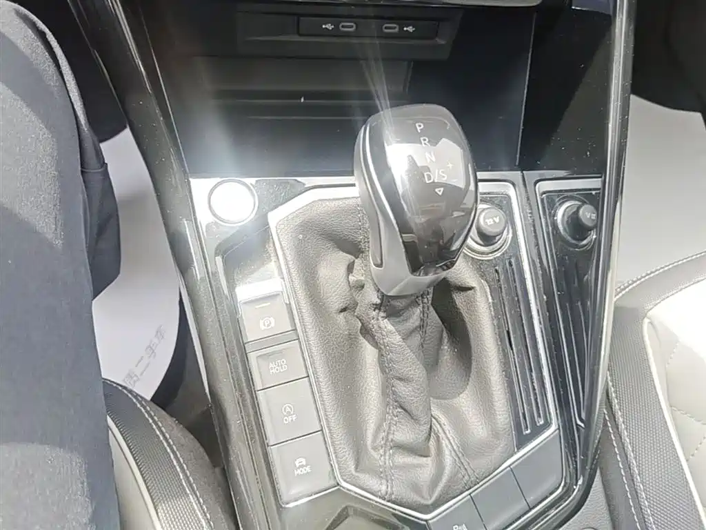 Volkswagen Tayron 2023 300TSI 2WD Luxury Plus Advanced Edition фото 21
