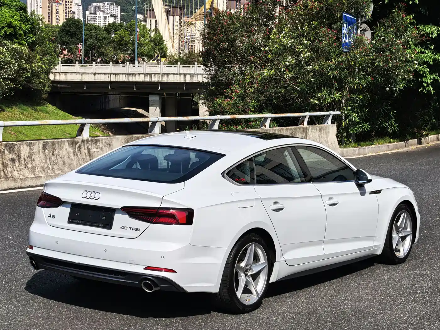 Audi A5 (Import) 2019 Sportback 40 TFSI Fashion фото 11