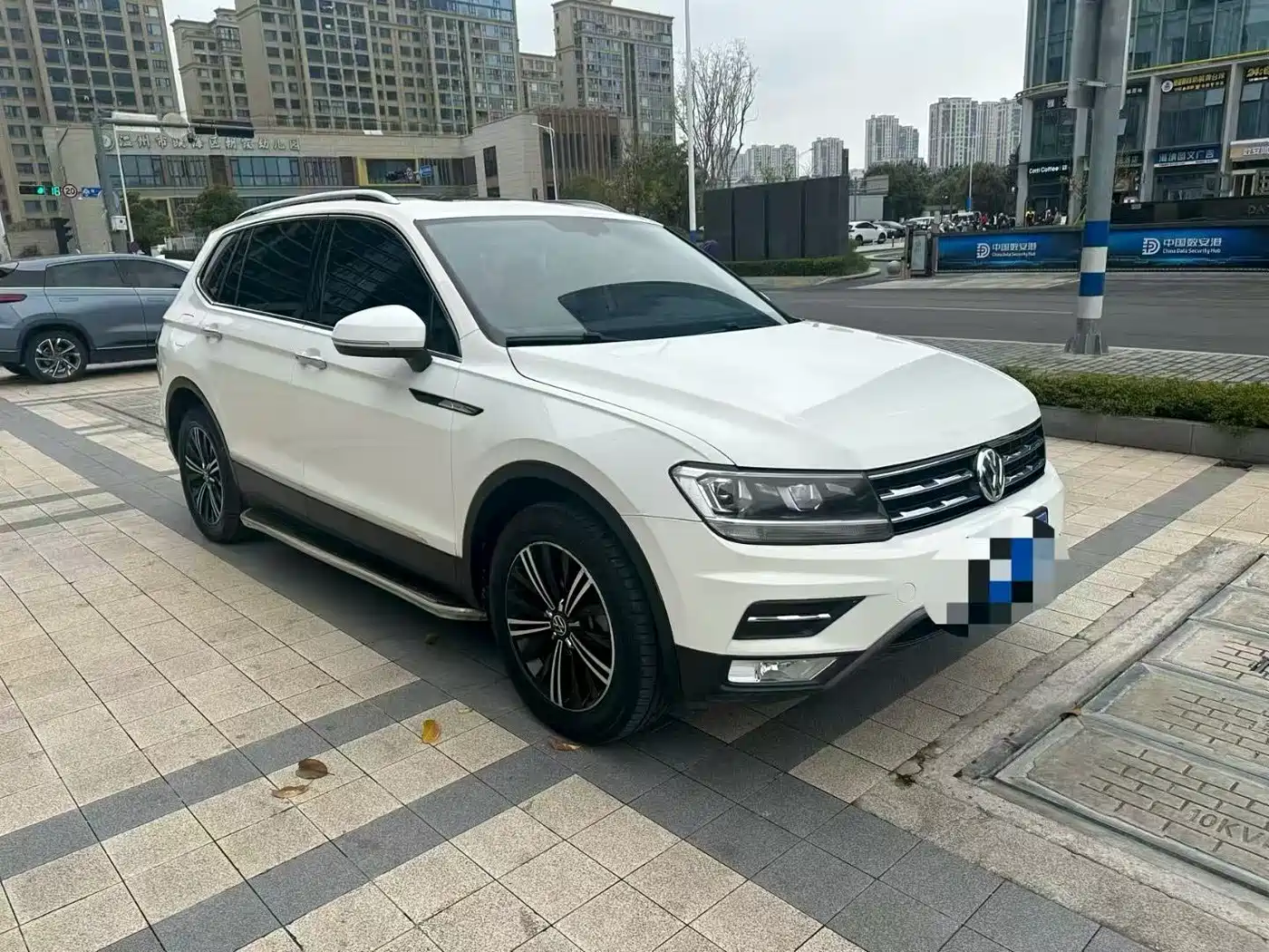 Volkswagen Tiguan L 2020 330TSI Auto 2WD Panorama Comfort China VI фото 3