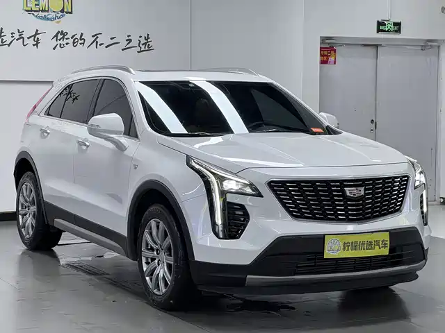 Cadillac XT4 2022 28T FWD Premium — фото 4