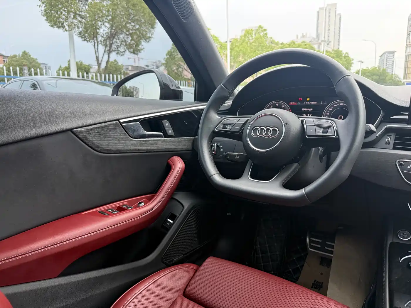 Audi A4L 2023 40 TFSI Bang&Olufsen Starlight Edition фото 14