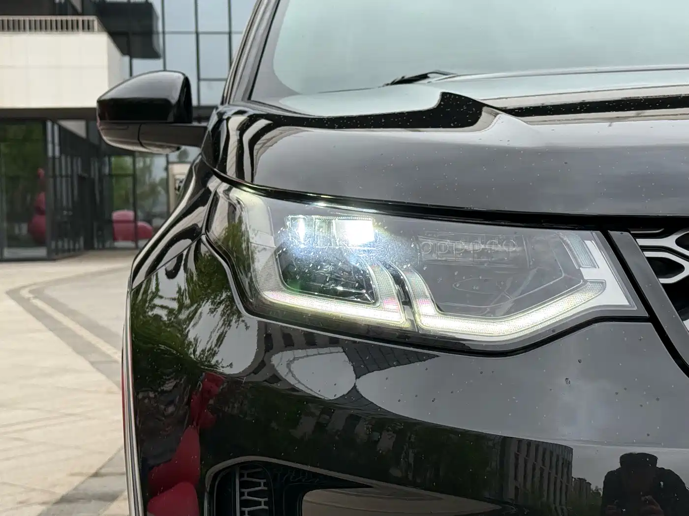 LAND ROVER DISCOVER SPORTS