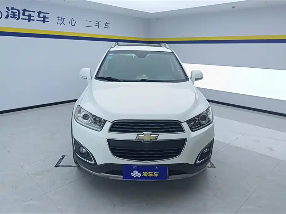 Chevrolet Captiva 2015 2.4L 2WD Urban Edition 7-seater фото 2
