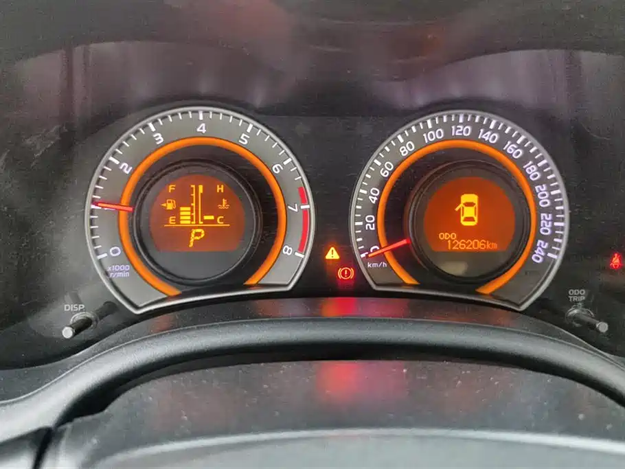 Toyota Corolla 2013 Special Edition 1.8L CVT Ultimate Cool GL-i фото 14