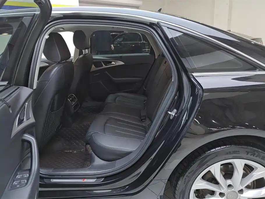 Audi A6L 2018 Model 35 TFSI Collector's Edition фото 11
