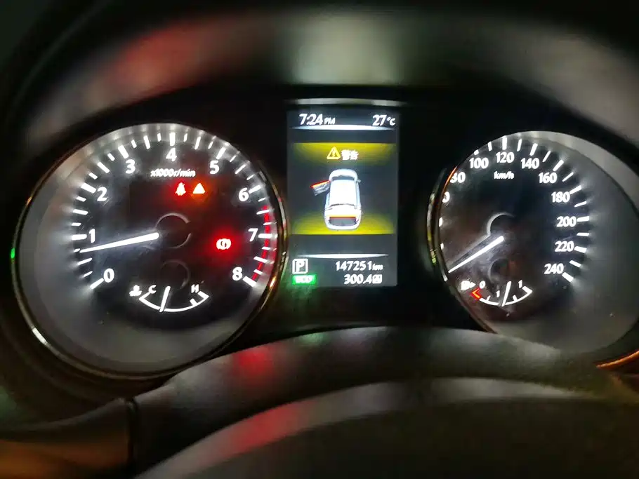 Фото 14 - Nissan Qashqai