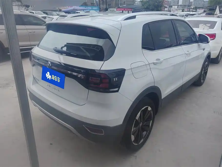 Volkswagen Tanying 2021 1.5L Automatic Smart Connect Edition фото 3