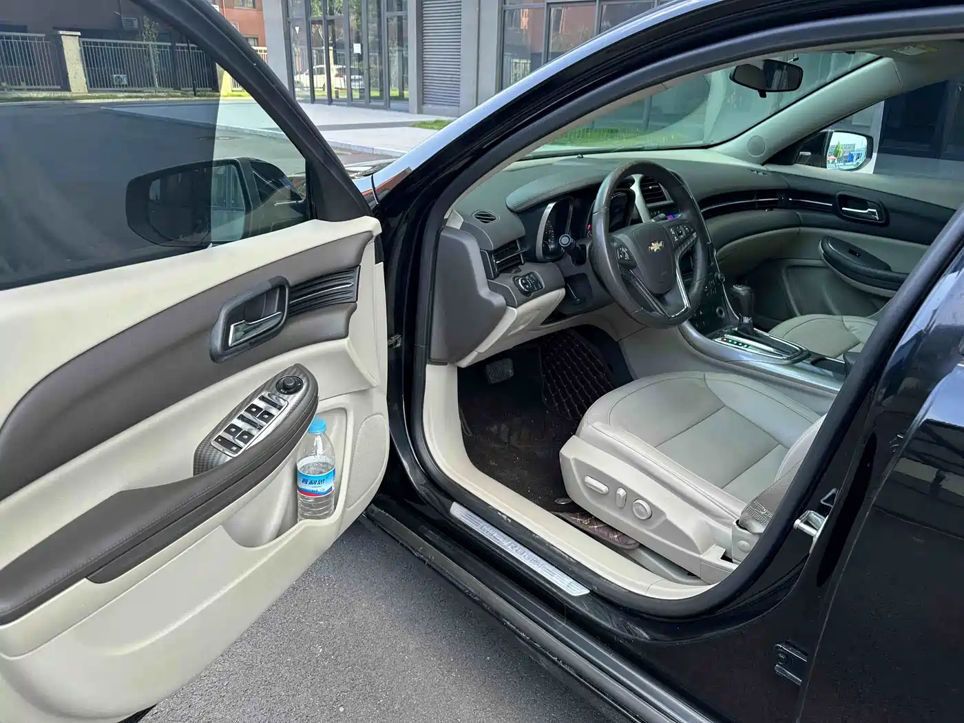 Chevrolet Malibu 2013 2.0L Automatic Luxury Edition фото 15