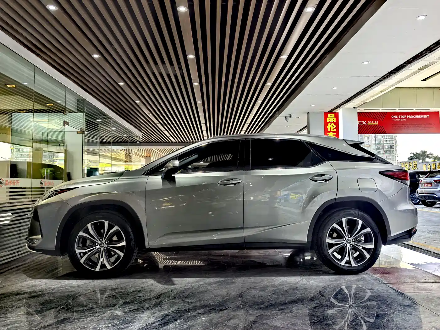 LEXUS RX