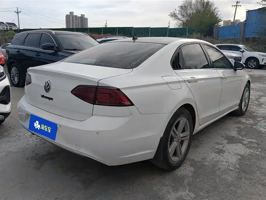 Volkswagen Lamando 2018 280TSI DSG Comfort Edition фото 3
