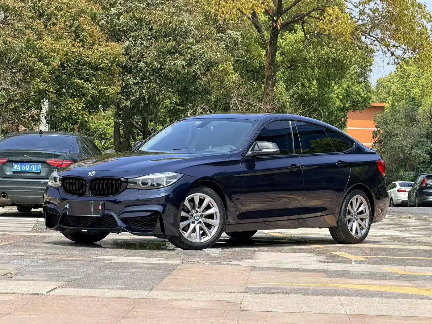 BMW 3 Series GT 2016 320i Fashion Style фото 3