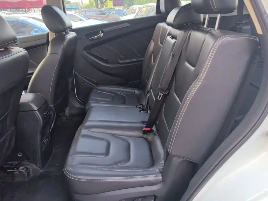 Dongfeng Fengguang Fengguang 580 2017 2017 1.8L Manual Comfort Version