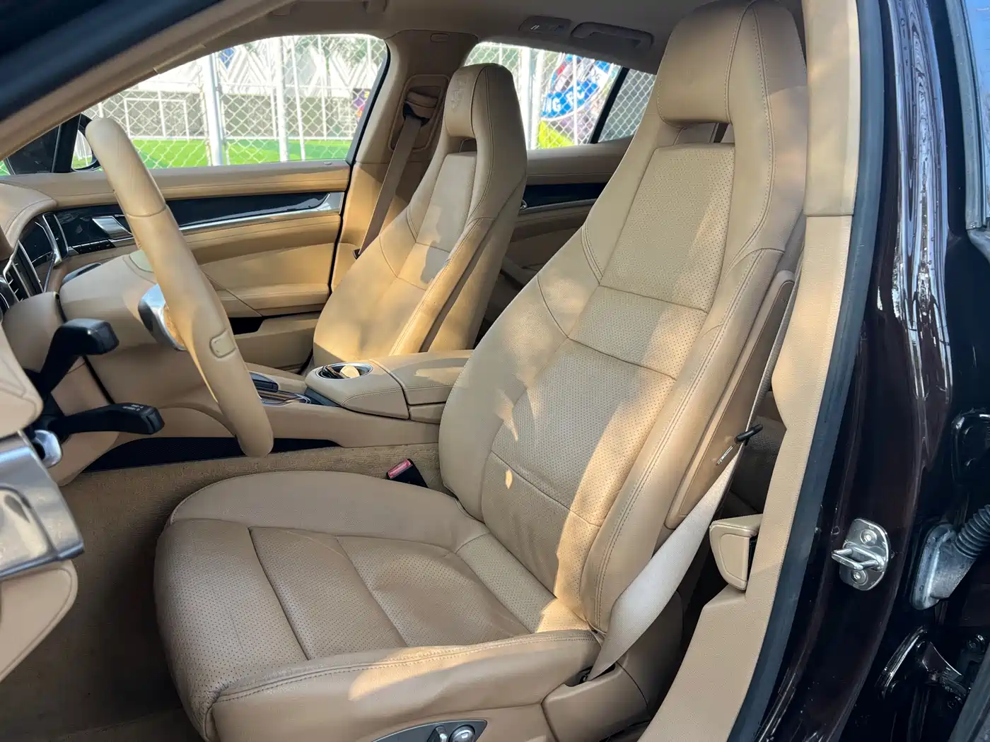 Porsche Panamera 2014 Panamera 3.0T фото 24