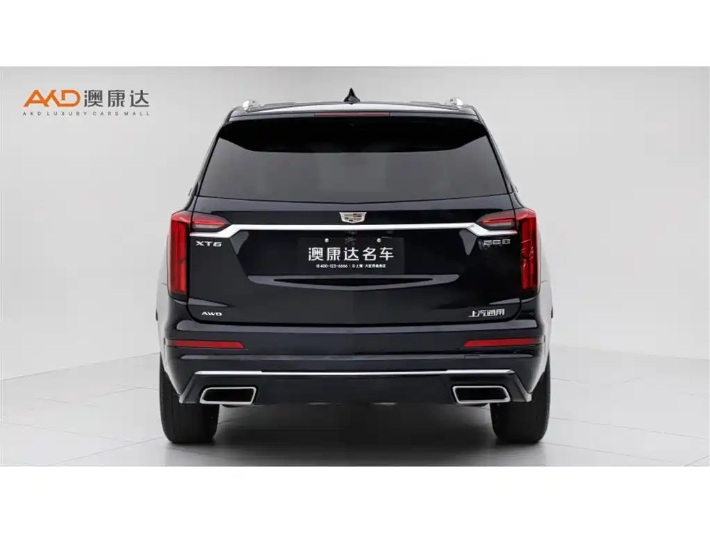 CADILLAC XT6