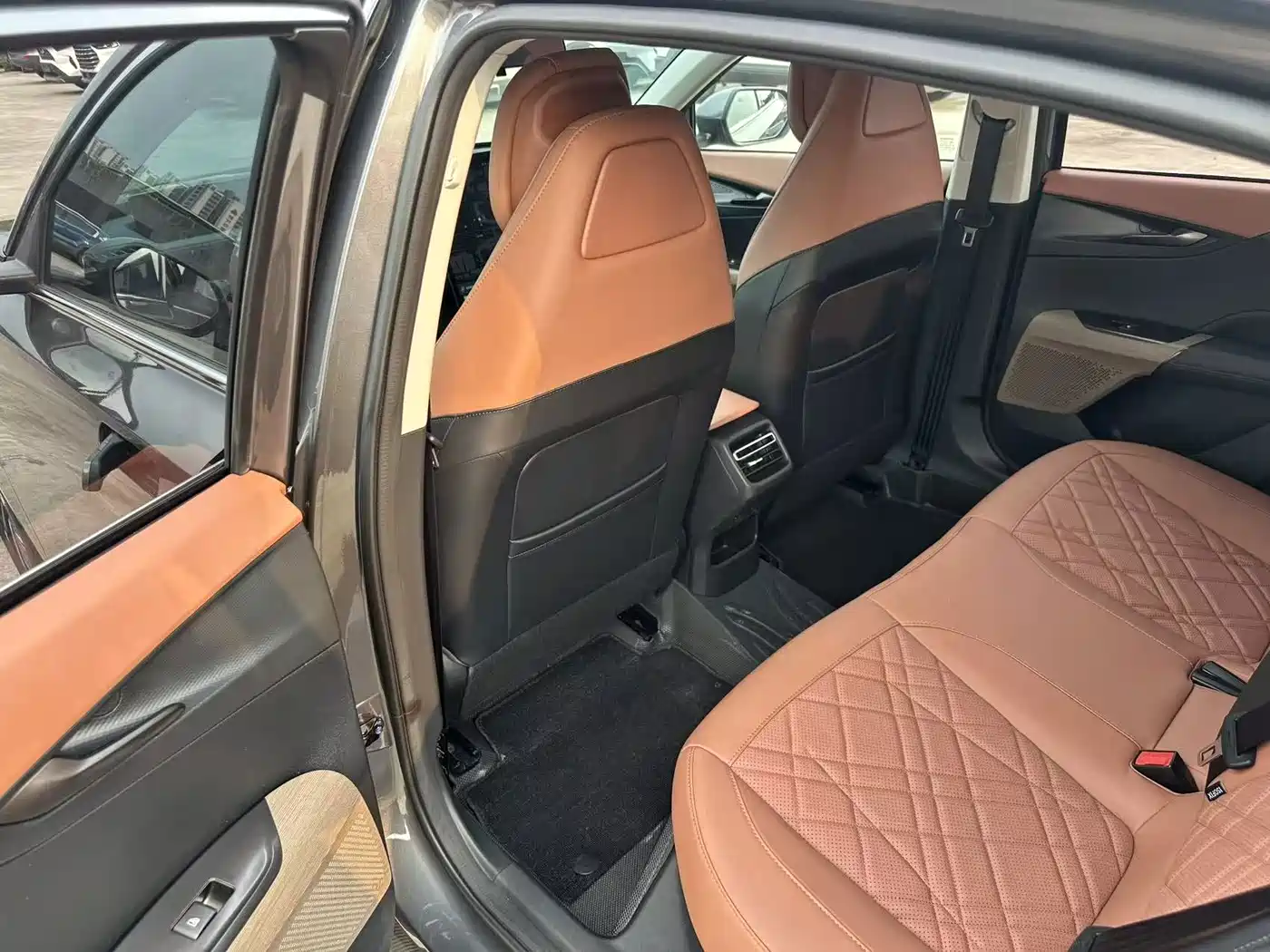 Фото 9 - Changan Eado