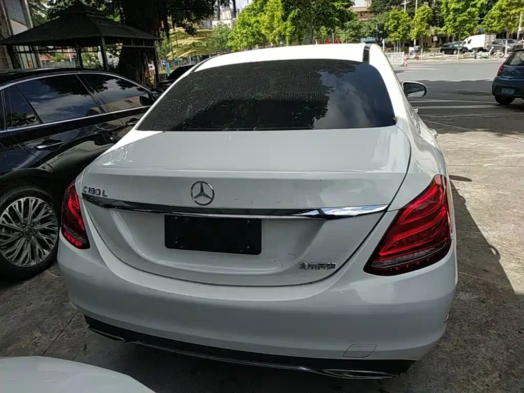 Фото 6 - Mercedes-Benz C-Class
