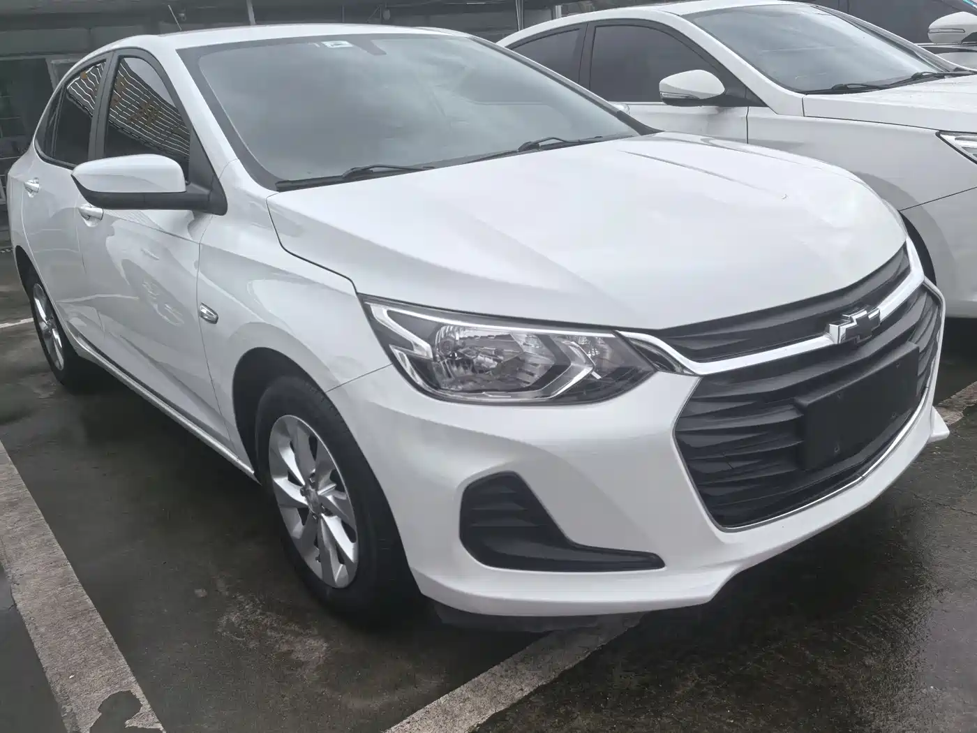 CHEVROLET KOVOZ
