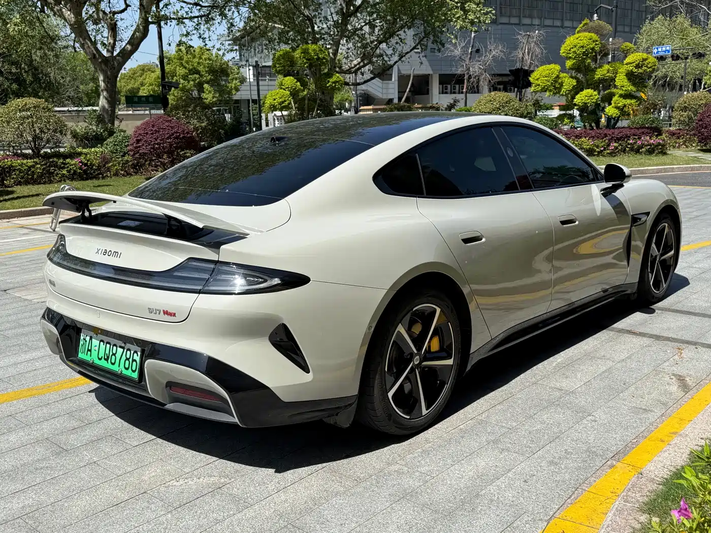 XIAOMI CAR XIAOMI SU7