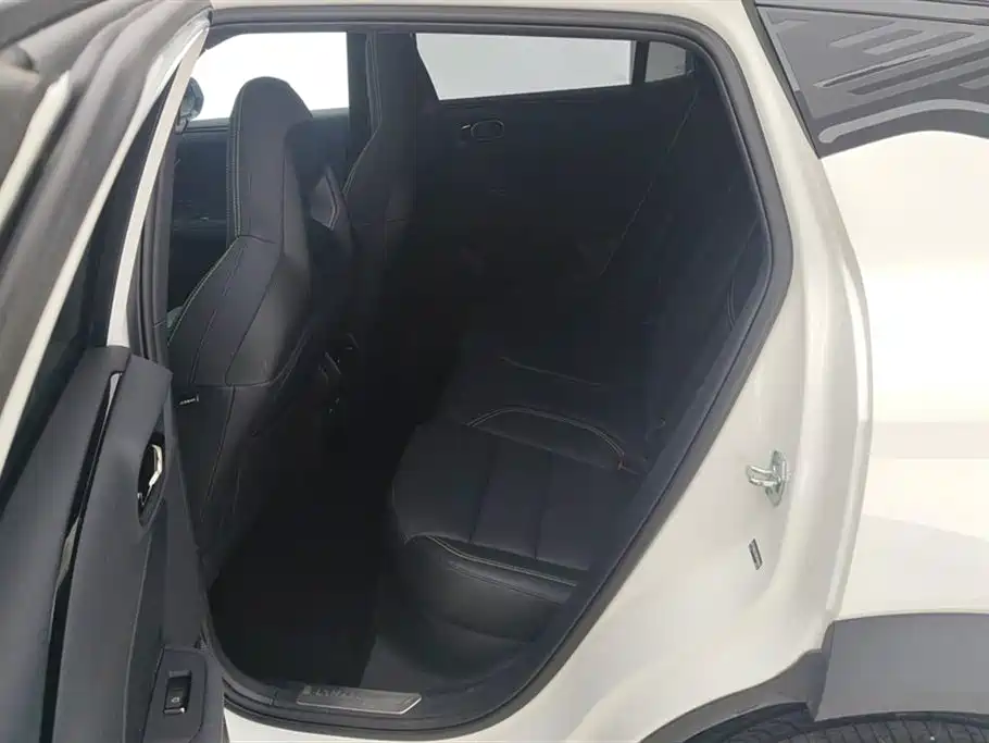Lynk & Co 06 2025 Renew 1.5T Halo фото 11