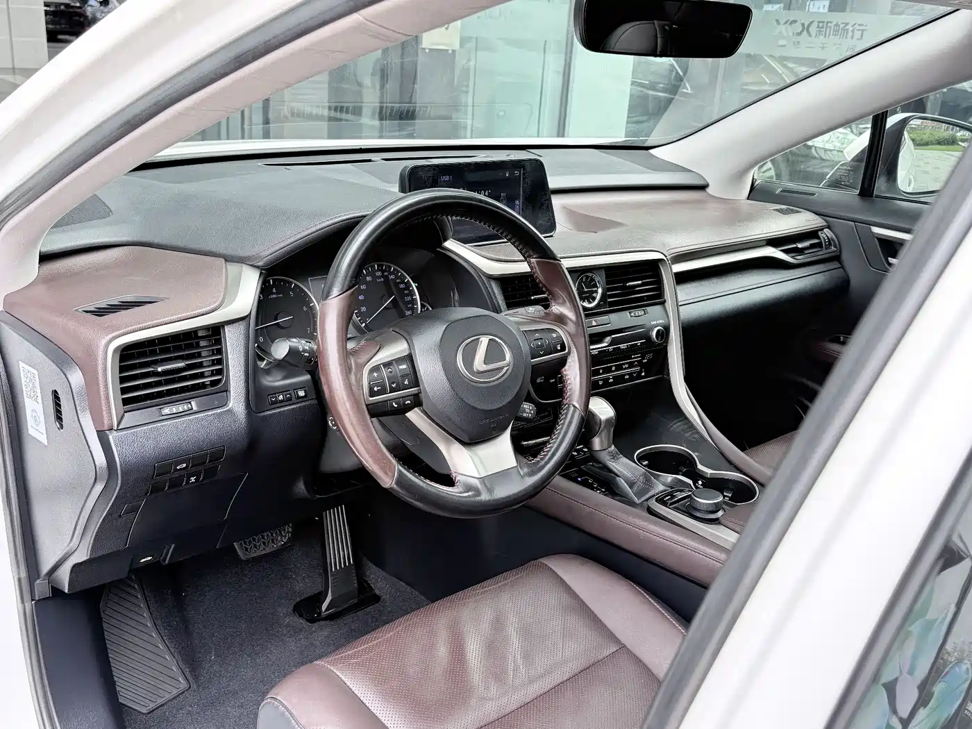 Lexus RX 2016 300 4WD Elegance Edition (China V) фото 13